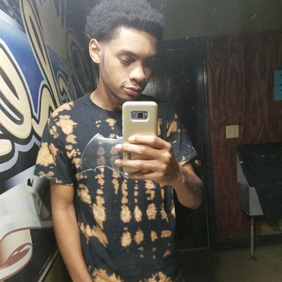 Meet your Posher, Tyler - Picture 1 of 1